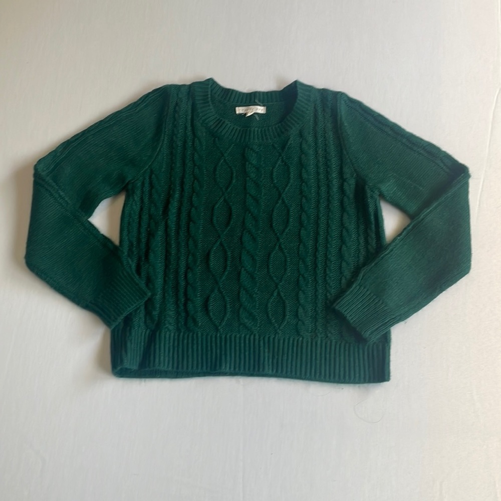 Copper Key sweater size medium…Excellent condition!